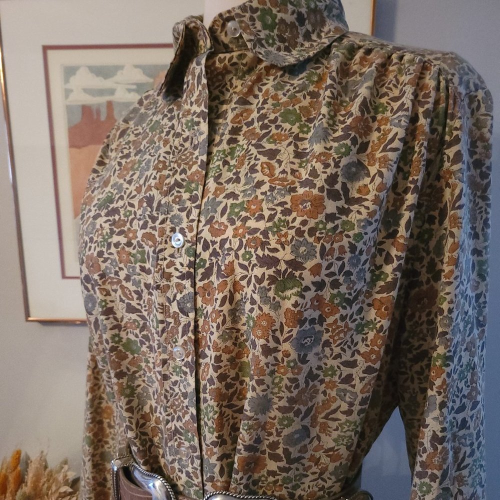 Charming vintage 1960s/70s Jacktue by Jack Winter Inc. Bohemian blouse